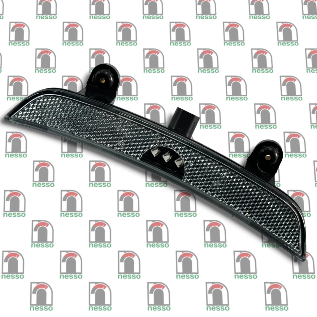 22AA991GP Smoked Tinted RIGHT LED Side Blinker Marker Light Mclaren GT